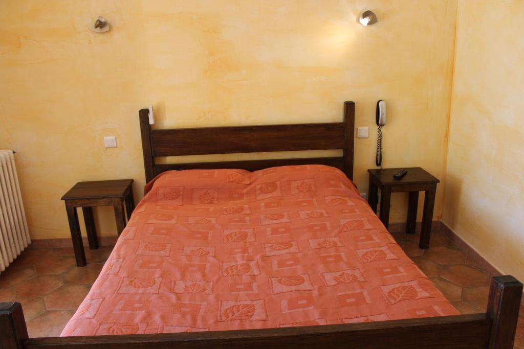 Hotel Le Couloubrier Ле-Мюи Номер фото