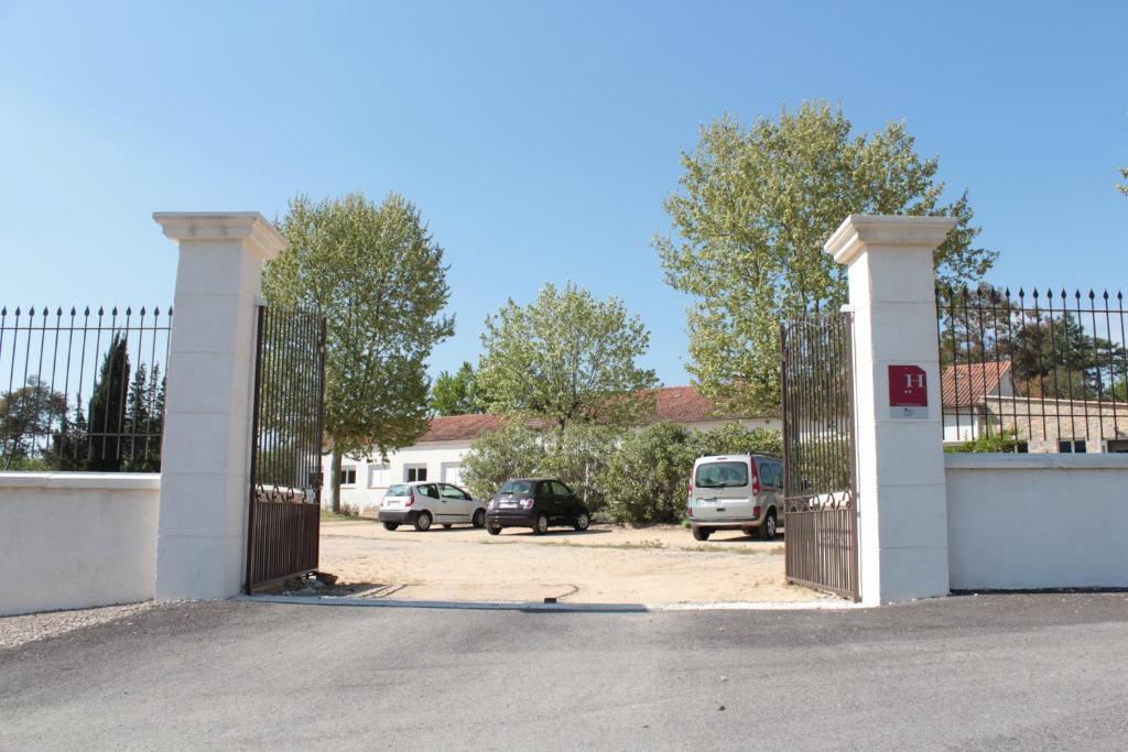 Hotel Le Couloubrier Ле-Мюи Экстерьер фото